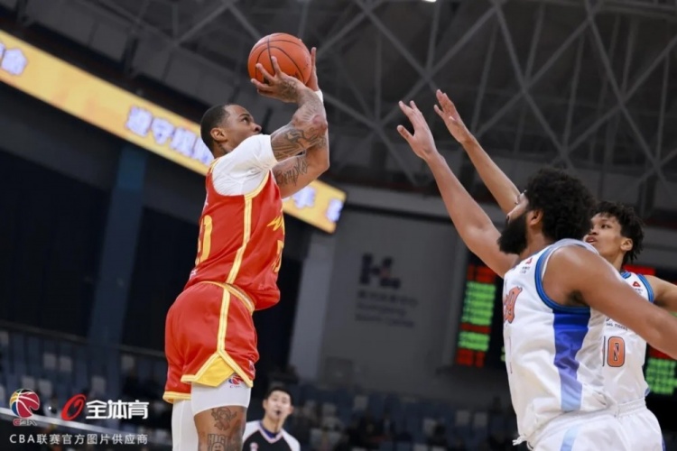 开云APP-常规赛第12轮｜无惧青春风暴 全队沉着应对拿下胜利！