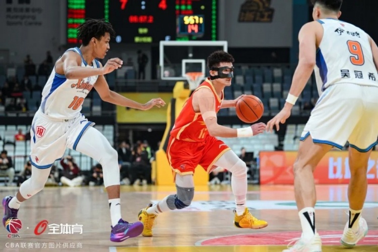 开云APP-常规赛第12轮｜无惧青春风暴 全队沉着应对拿下胜利！