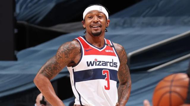 开云-别跟钱过不去！曝比尔将留在奇才 续签5年2.48亿