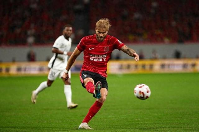 开云下载-曝莱切特签约深圳新鹏城！冬窗第10签，连挖蓉城双星，联手周定洋|成都|中卫|杜加里奇|阿代米|成都蓉城_新浪体育_新浪新闻