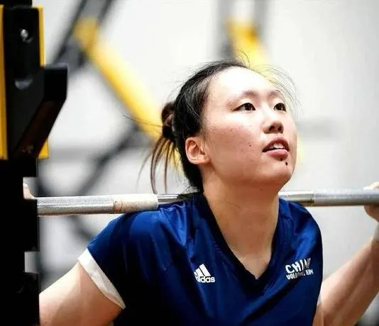 kaiyun-本事不大脾气不小！邹佳琪大骂队友，二传素养差比技术更致命|北京女排|金佳宝|球迷|球队|传球_新浪体育_新浪新闻